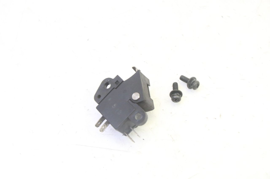 photo de CONTACTEUR FEU STOP GAUCHE HONDA FES S-WING SWING ABS 125 (2007 - 2015)