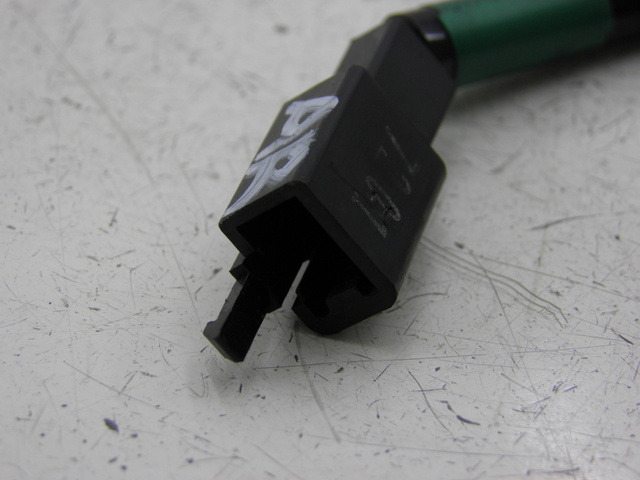 photo de CONTACTEUR FEU STOP GAUCHE MBK FLAME X 125 (2007 - 2016)