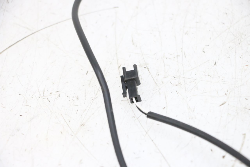 photo de CONTACTEUR FEU STOP GAUCHE DUALTRON VICTOR LIMITED 1