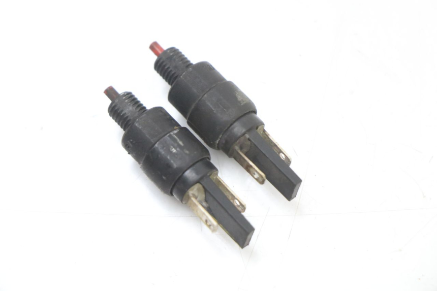 photo de CONTACTEUR FEU STOP APRILIA SR 2T 50 (2018 - 2022)