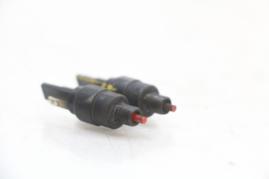 photo de CONTACTEUR FEU STOP APRILIA SR 2T 50 (2018 - 2022)