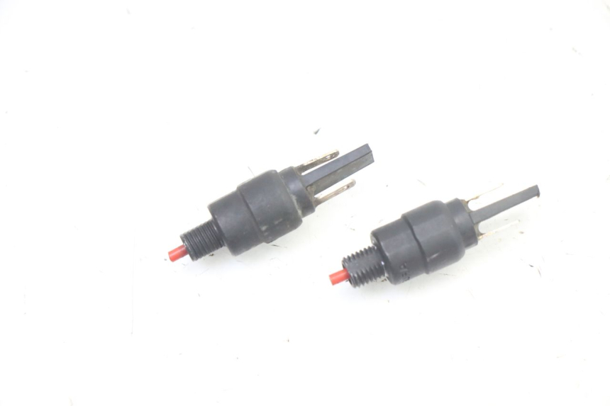 photo de CONTACTEUR FEU STOP APRILIA SR 2T 50 (2018 - 2022)