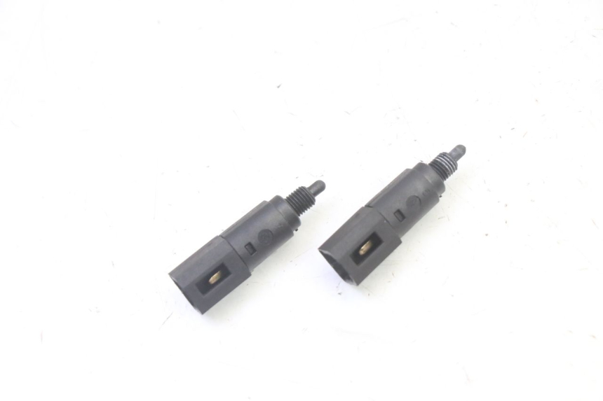 photo de CONTACTEUR FEU STOP PIAGGIO X9 EVOLUTION 125 (2003 - 2007)