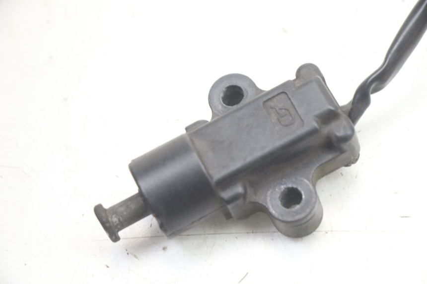 photo de COUPE CONTACT BEQUILLE YAMAHA FZ6 FAZER S2 600 (2007 - 2011)