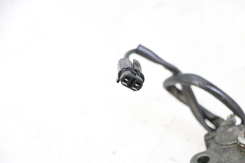 photo de COUPE CONTACT BEQUILLE KAWASAKI ZR7 ZR-7 S 750 (1999 - 2004)