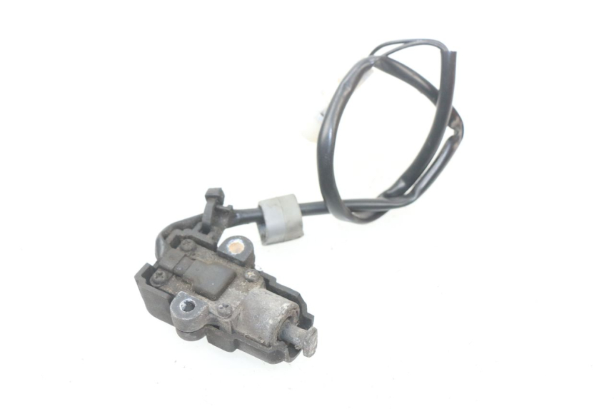 photo de COUPE CONTACT BEQUILLE PIAGGIO VESPA GTS IE ABS 300 (2016 - 2018) - Détail de la pièce