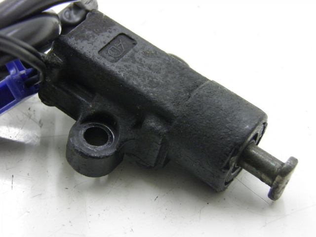 photo de COUPE CONTACT BEQUILLE YAMAHA YP MAJESTY 125 (2007 - 2010)