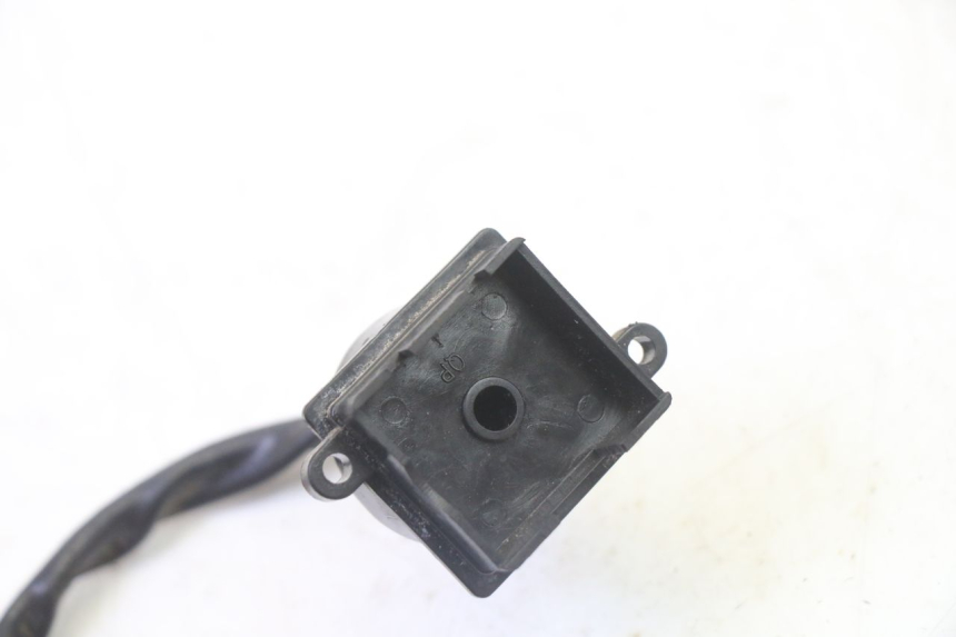 photo de COUPE CONTACT PEUGEOT CITYSTAR 50 (2013 - 2017)