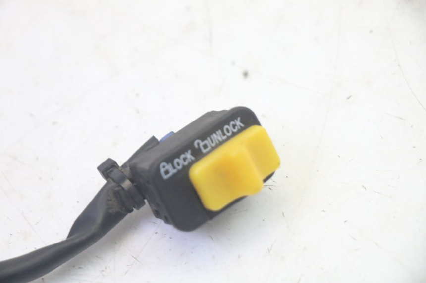 photo de COUPE CONTACT SYM CROX 4T 50 (2016 - 2023) - Détail de la pièce