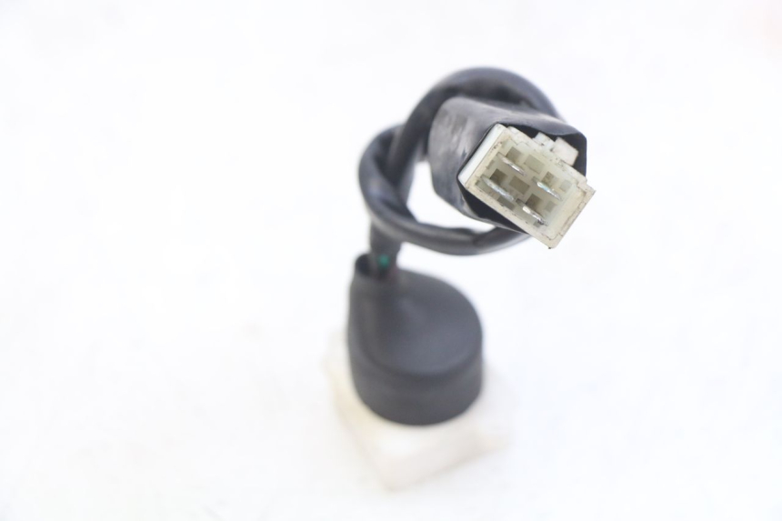 photo de COUPE CONTACT PEUGEOT KISBEE 2T 50 (2010 - 2017)