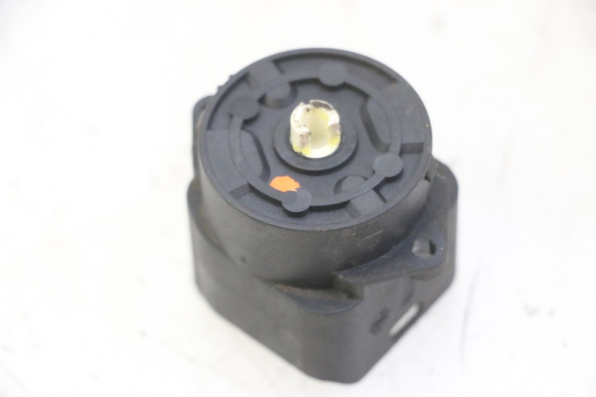 photo de COUPE CONTACT PIAGGIO MP3 LT 300 (2010 - 2016)
