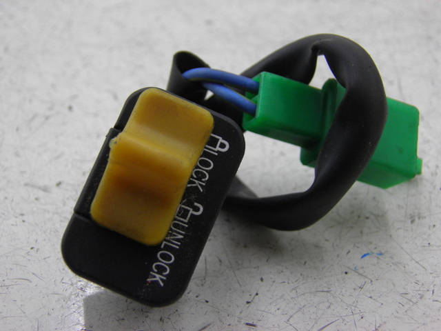 photo de COUPE CONTACT PEUGEOT TWEET 4T 50 (2010 - 2014) - Vue principale