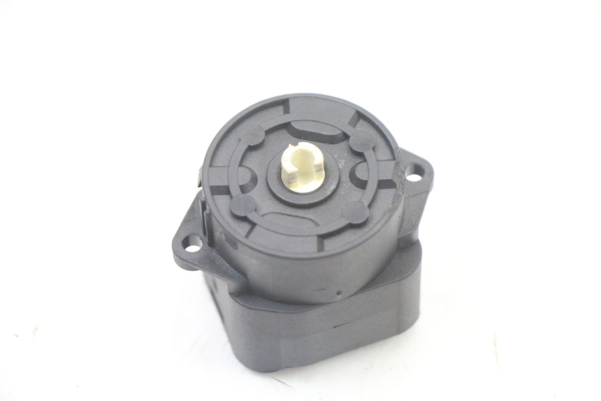 photo de COUPE CONTACT PIAGGIO MP3 500 (2014 - 2016)