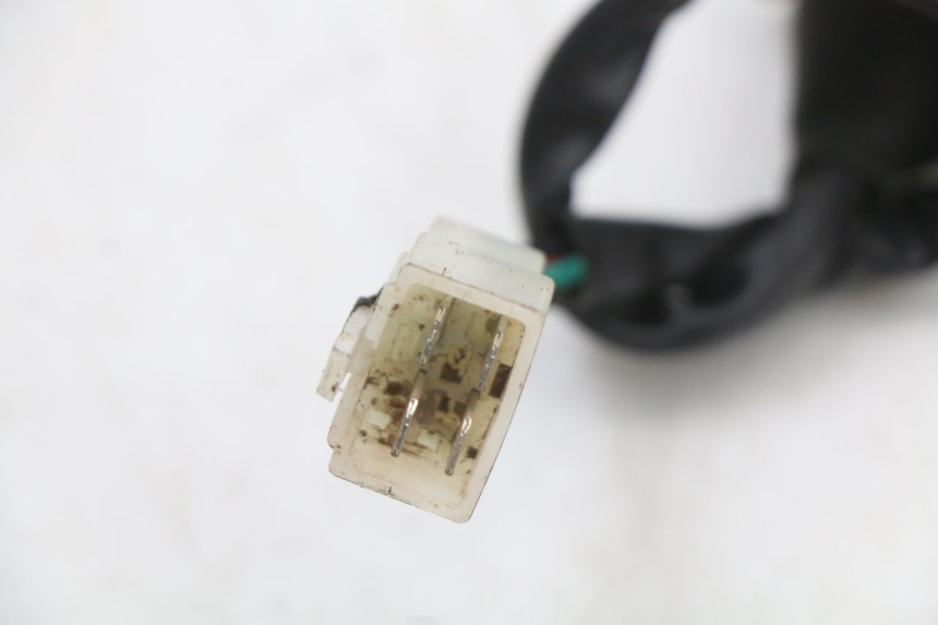 photo de COUPE CONTACT PEUGEOT STREETZONE I 2T 50 (2018 - 2020)