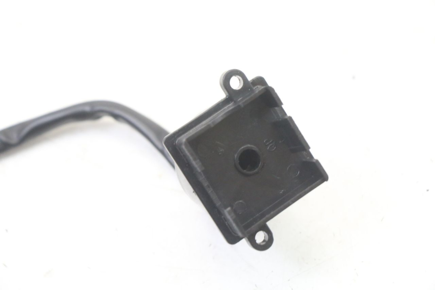 photo de COUPE CONTACT PEUGEOT STREETZONE I 2T 50 (2018 - 2020)