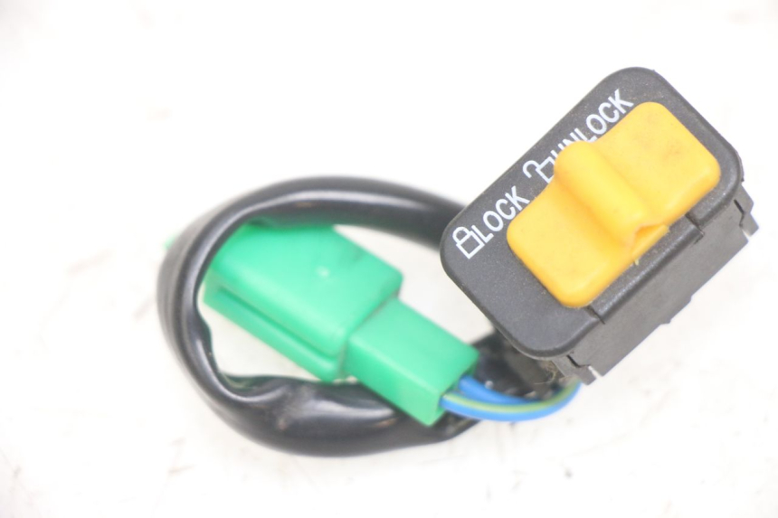 photo de COUPE CONTACT PEUGEOT TWEET 4T 50 (2014 - 2019)