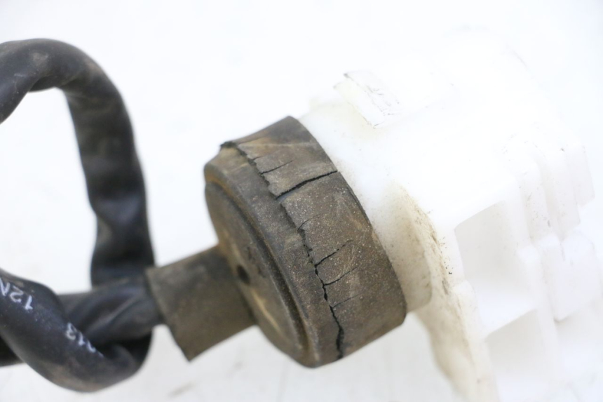 photo de COUPE CONTACT PEUGEOT TWEET 4T 50 (2014 - 2019)