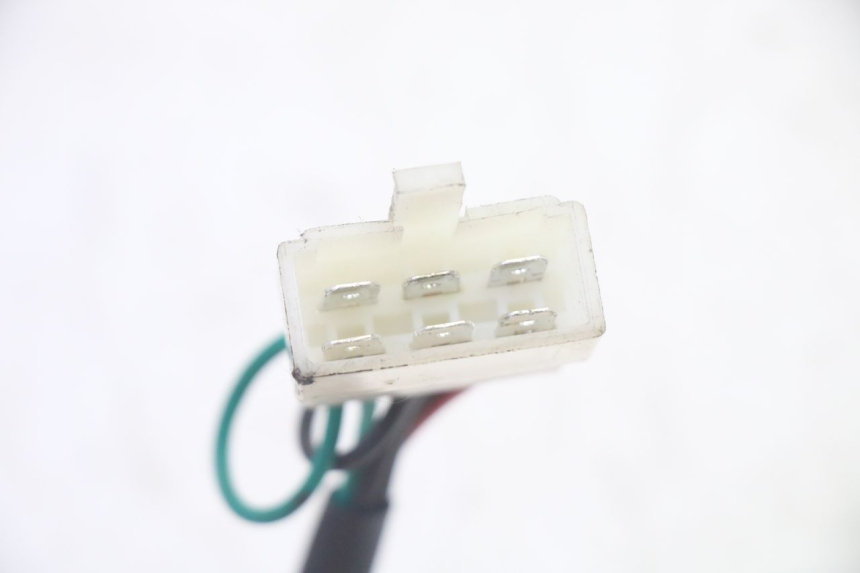 photo de COUPE CONTACT PEUGEOT TWEET PRO EFI 4T 50 (2021 - 2022)