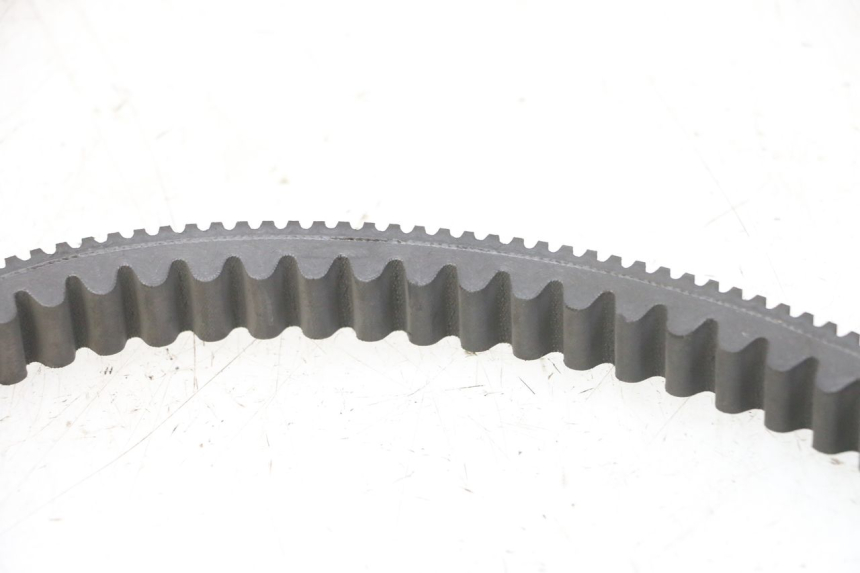 photo de COURROIE QUADRO 4 4D 350 (2015 - 2018)