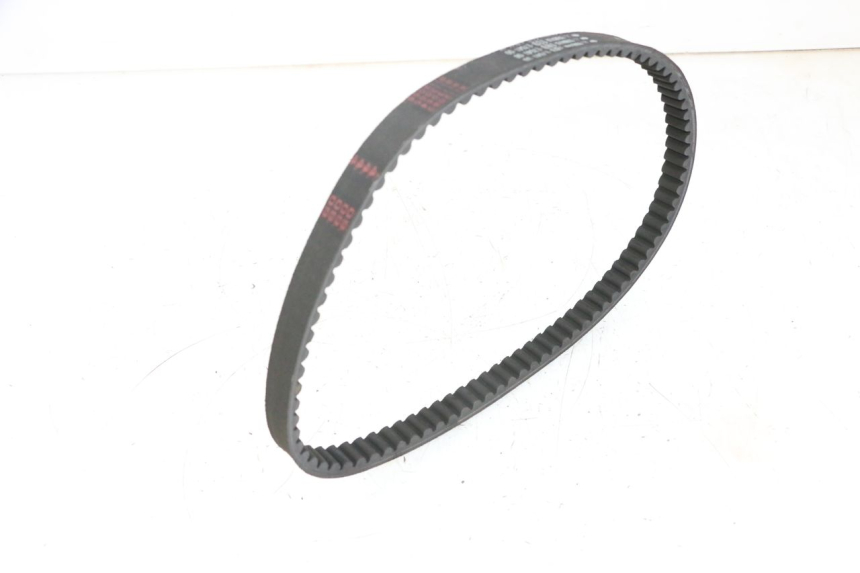 photo de COURROIE YAMAHA XMAX X-MAX 125 (2006 - 2009) - Gros plan technique