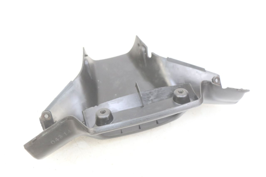 photo de COUVRE GUIDON ARRIERE MBK BOOSTER NEXT GENERATION 50 (1995 - 1998) - Autre angle de vue