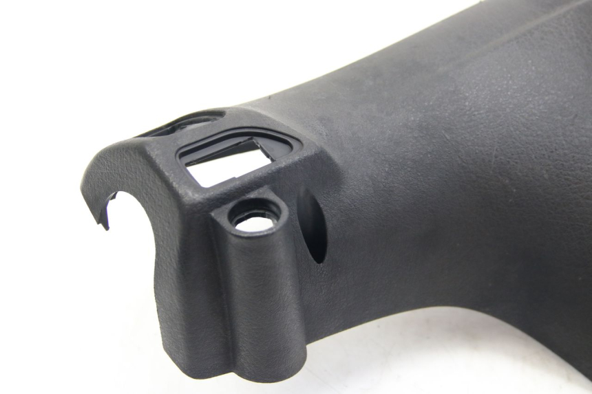 photo de COUVRE GUIDON ARRIERE DERBI BOULEVARD 50 (2009 - 2006)
