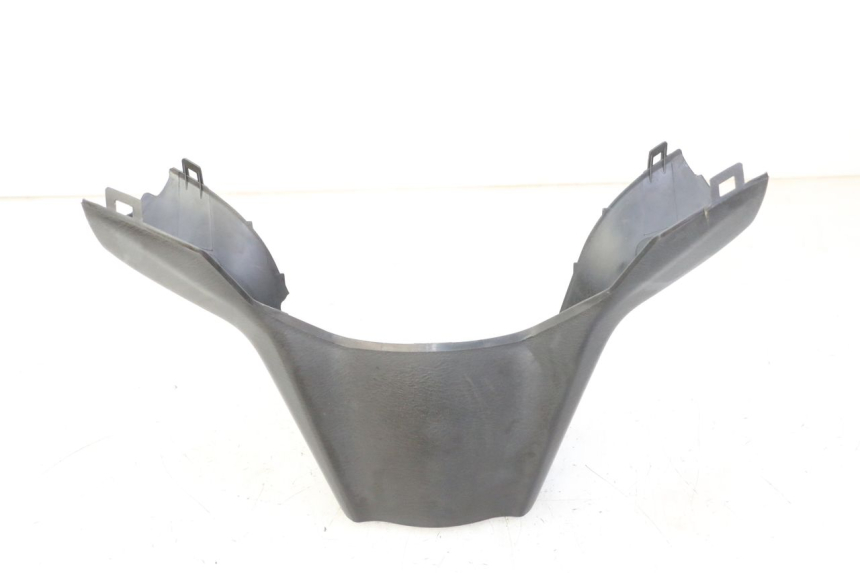 photo de COUVRE GUIDON ARRIERE SUZUKI BURGMAN 125 (2007 - 2014)