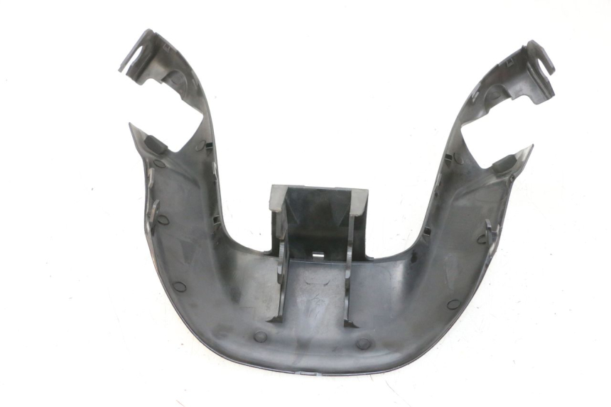 photo de COUVRE GUIDON ARRIERE SUZUKI BURGMAN 650 (2013 - 2020)