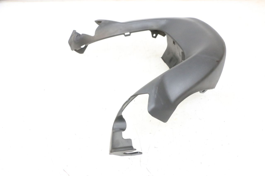 photo de COUVRE GUIDON ARRIERE SUZUKI BURGMAN 650 (2013 - 2020)