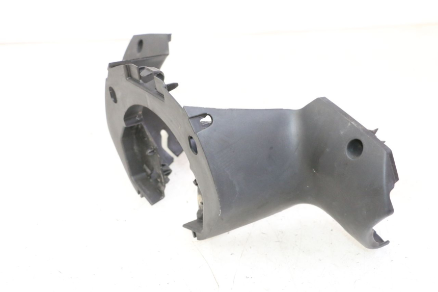 photo de COUVRE GUIDON ARRIERE PEUGEOT CITYSTAR 50 (2013 - 2017)