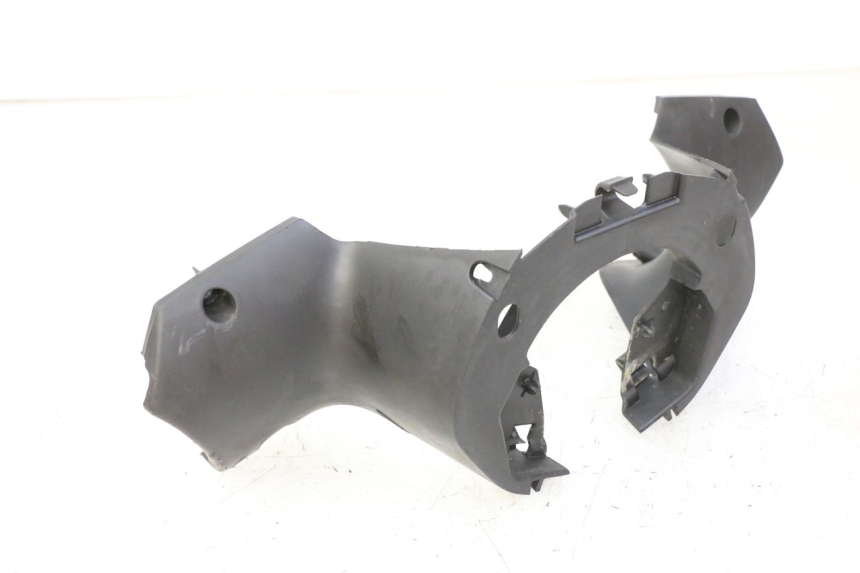 photo de COUVRE GUIDON ARRIERE PEUGEOT CITYSTAR 50 (2013 - 2017)