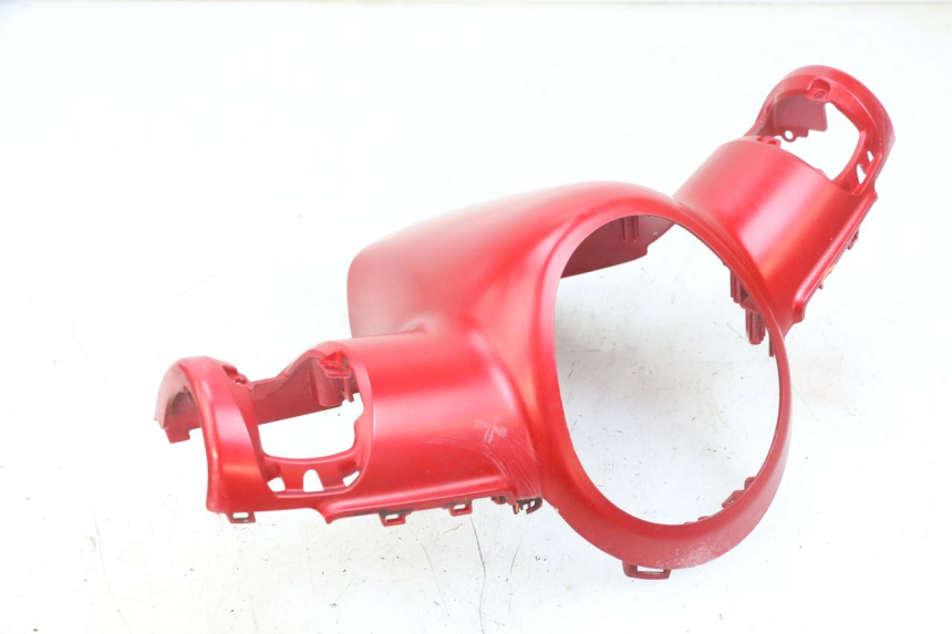 photo de COUVRE GUIDON ARRIERE PEUGEOT DJANGO 4T 50 (2014 - 2019) - Vue rapprochée