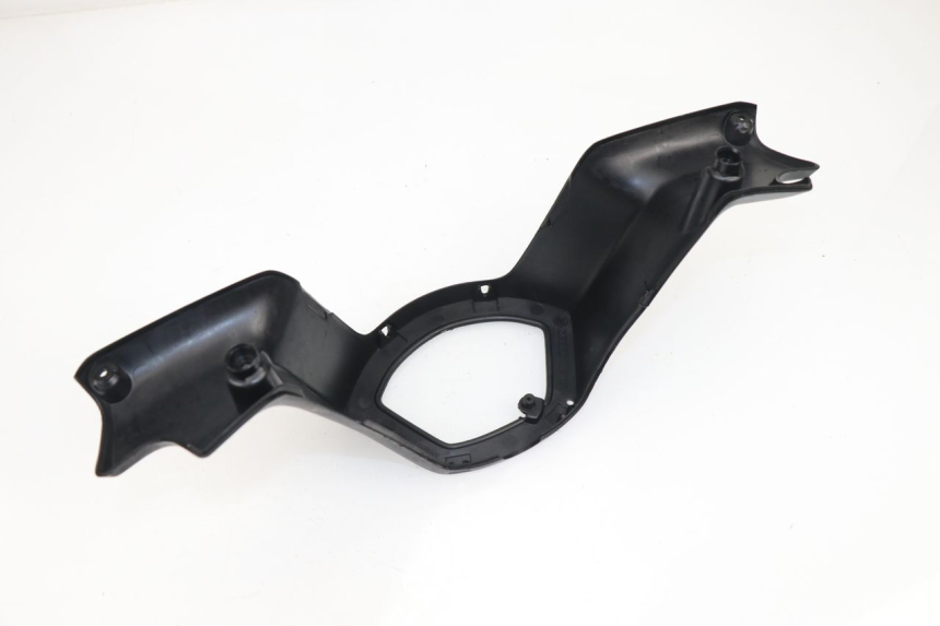 photo de COUVRE GUIDON ARRIERE PEUGEOT ELYSEO 125 (1999 - 2004)