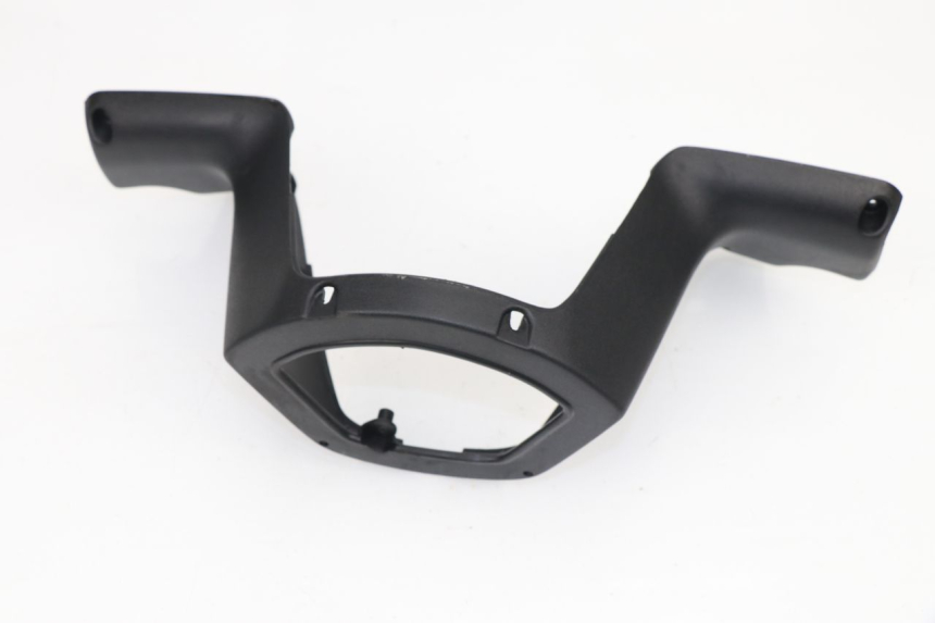 photo de COUVRE GUIDON ARRIERE PEUGEOT ELYSEO 125 (1999 - 2004)