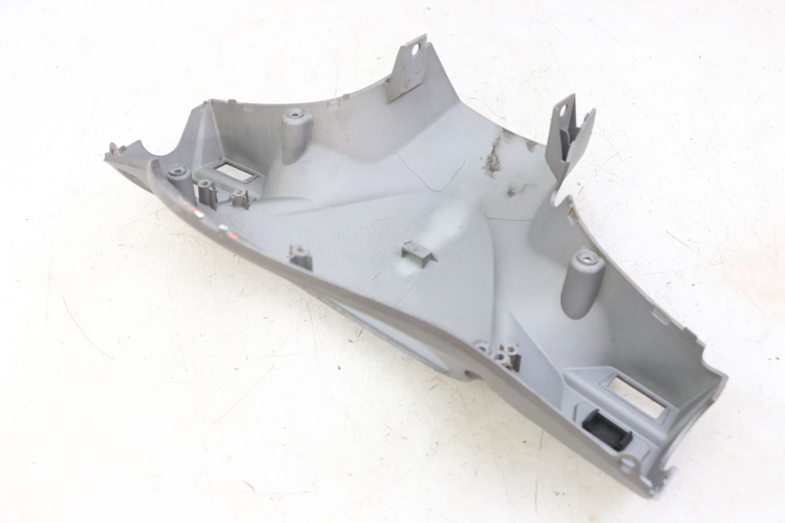photo de COUVRE GUIDON ARRIERE SYM FIDDLE 3 III 125 (2014 - 2020)