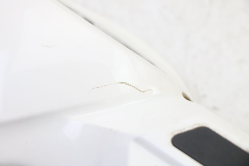 photo de COUVRE GUIDON ARRIERE SYM FIDDLE 3 III 125 (2014 - 2020)