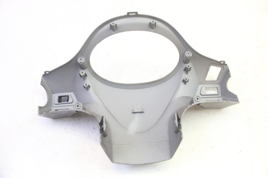 photo de COUVRE GUIDON ARRIERE SYM FIDDLE 3 III 125 (2014 - 2020) - Vue d’ensemble