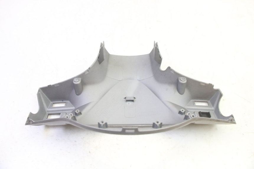 photo de COUVRE GUIDON ARRIERE SYM FIDDLE 3 III 125 (2014 - 2020) - Points de fixation