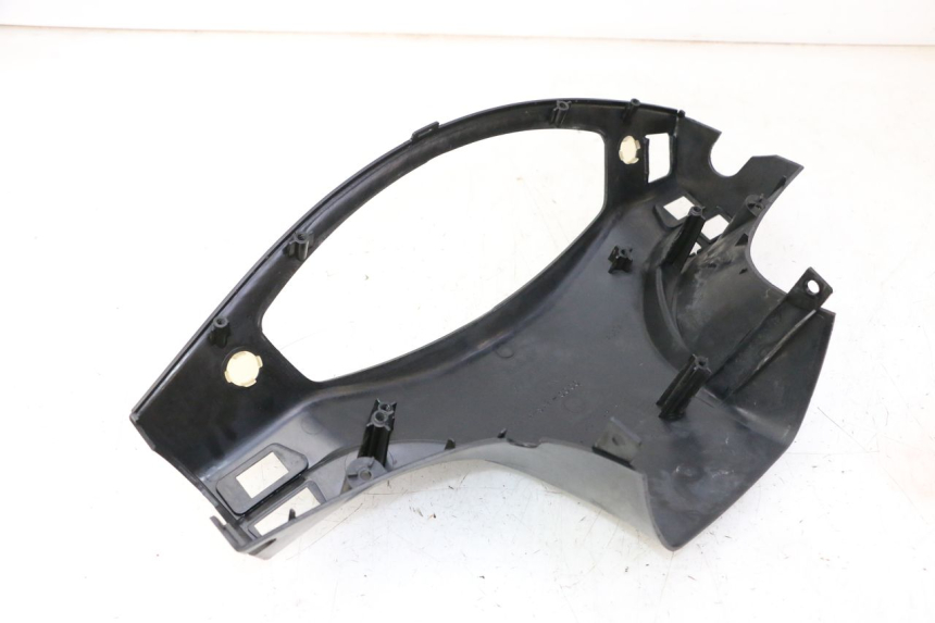 photo de COUVRE GUIDON ARRIERE DAELIM HISTORY 125 (2001 - 2002)