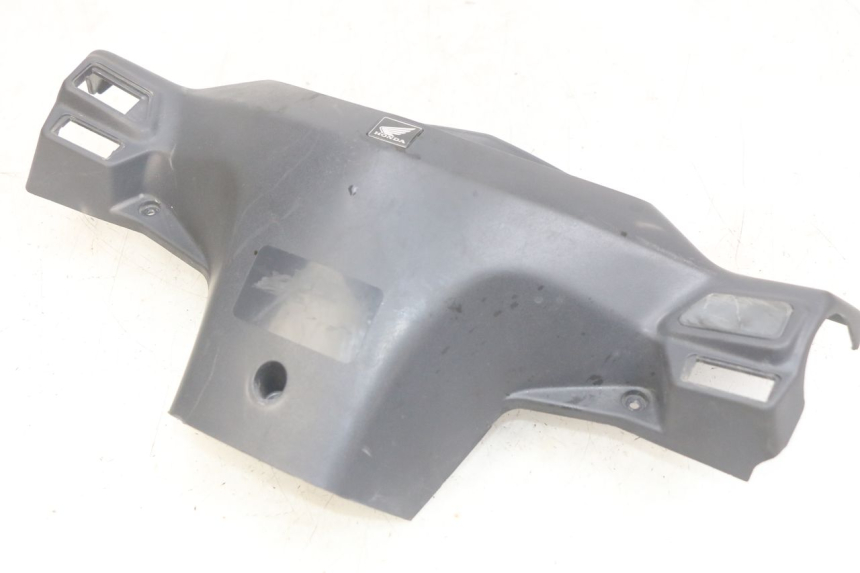 photo de COUVRE GUIDON ARRIERE HONDA SCV LEAD 100 (2003 - 2007)