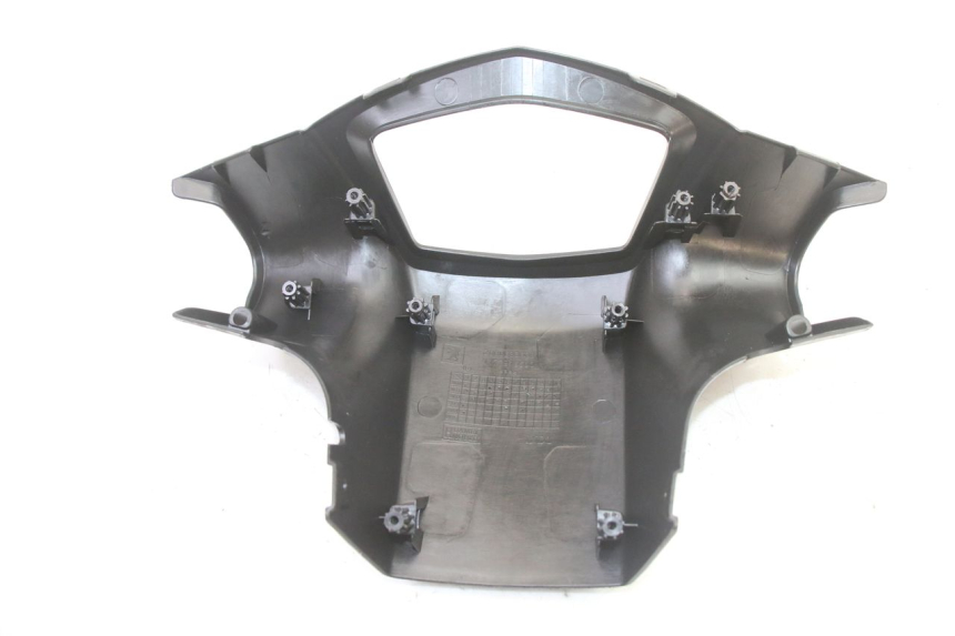 photo de COUVRE GUIDON ARRIERE PEUGEOT KISBEE 2T 50 (2010 - 2017)