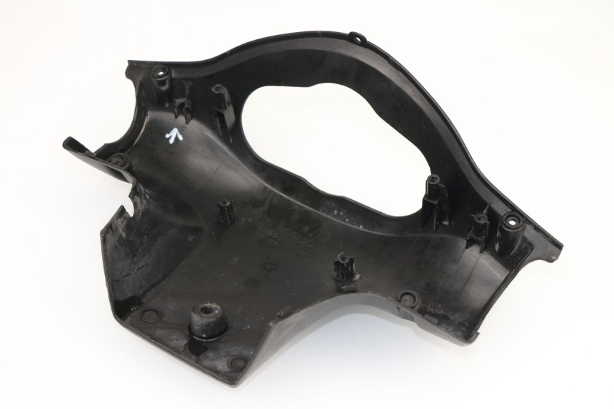 photo de COUVRE GUIDON ARRIERE KYMCO AGILITY PREMIUM 50 (2007 - 2010)