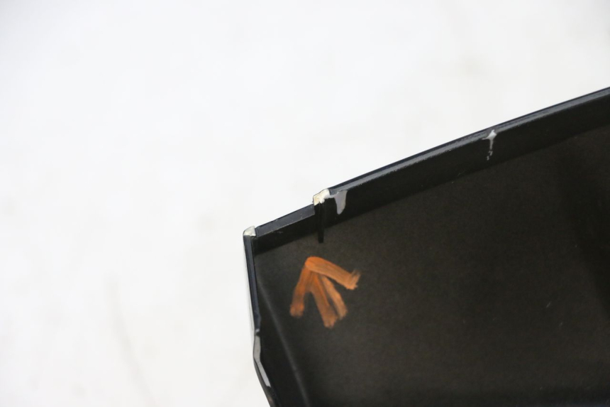 photo de COUVRE GUIDON ARRIERE KYMCO LIKE 125 (2009 - 2016) - Autre angle de vue