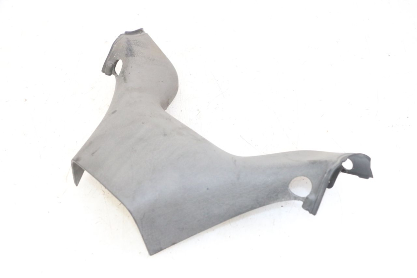 photo de COUVRE GUIDON ARRIERE PIAGGIO MP3 LT 300 (2010 - 2016)