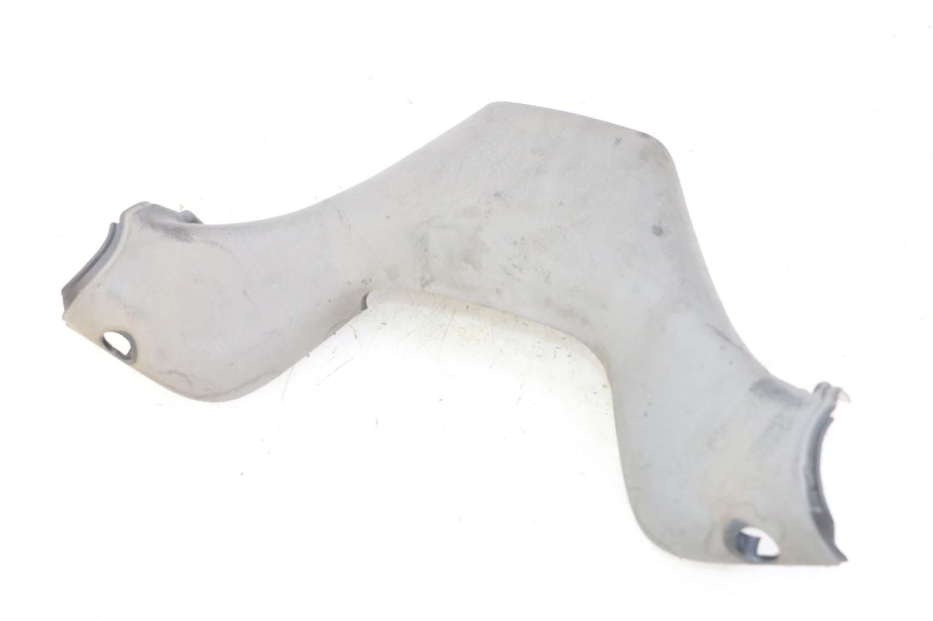 photo de COUVRE GUIDON ARRIERE PIAGGIO MP3 LT 300 (2010 - 2016)