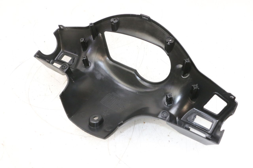 photo de COUVRE GUIDON ARRIERE SYM ORBIT 2 50 (2008 - 2014) - Vue d’ensemble