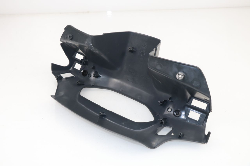 photo de COUVRE GUIDON ARRIERE PEUGEOT SV 125 (1991 - 1994)