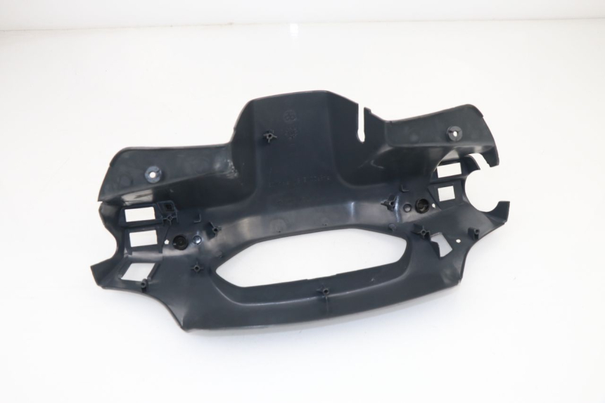 photo de COUVRE GUIDON ARRIERE PEUGEOT SV 125 (1991 - 1994)