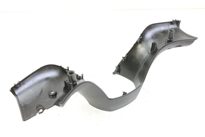 photo de COUVRE GUIDON ARRIERE PIAGGIO MP3 500 (2014 - 2016)