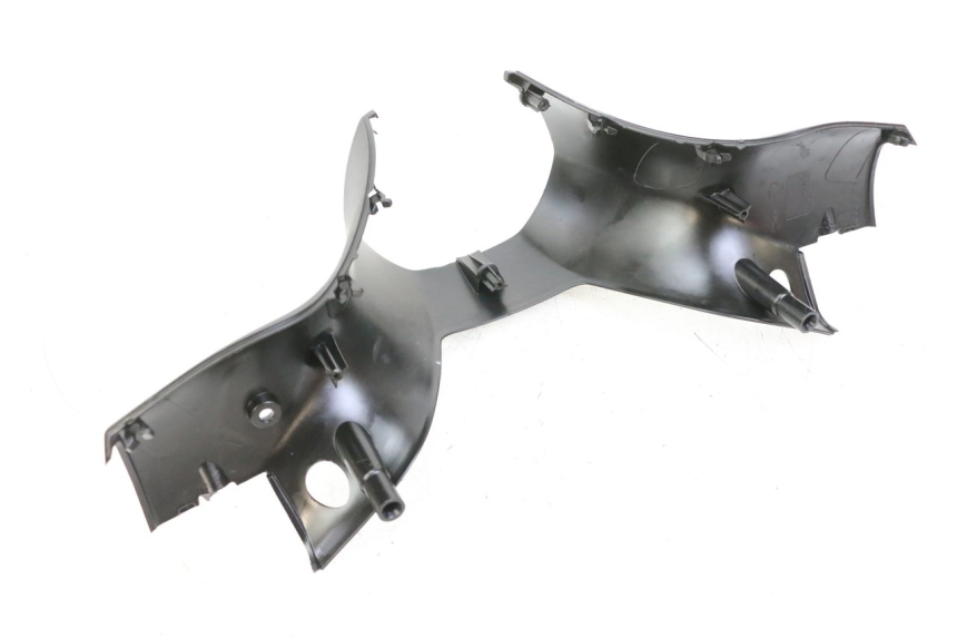 photo de COUVRE GUIDON ARRIERE PIAGGIO MP3 500 (2014 - 2016)